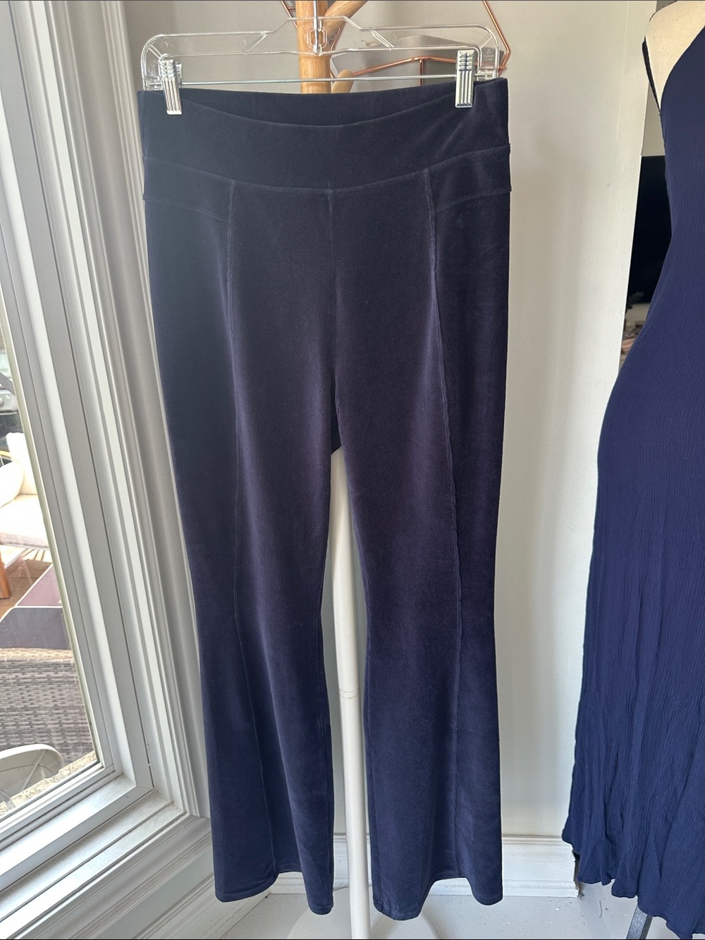 OFFLINE BY AERIE Velvet Flared Bootcut Pants Leggings Navy Blue Ribbed Sz Large
